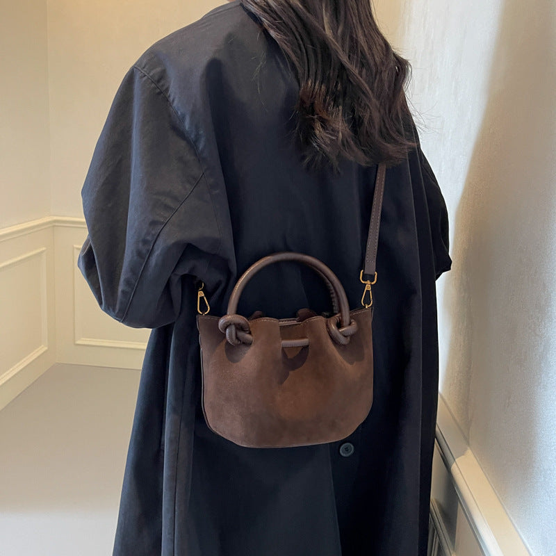 Sac Seau Suédine Nœuds Poignée Cuir